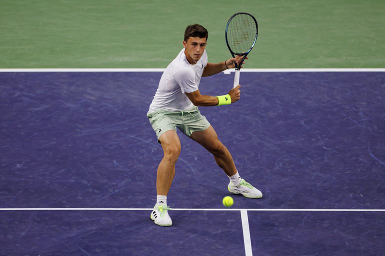 'Lucky loser' Luca Nardi verslaat idool Novak Djokovic op Indian Wells