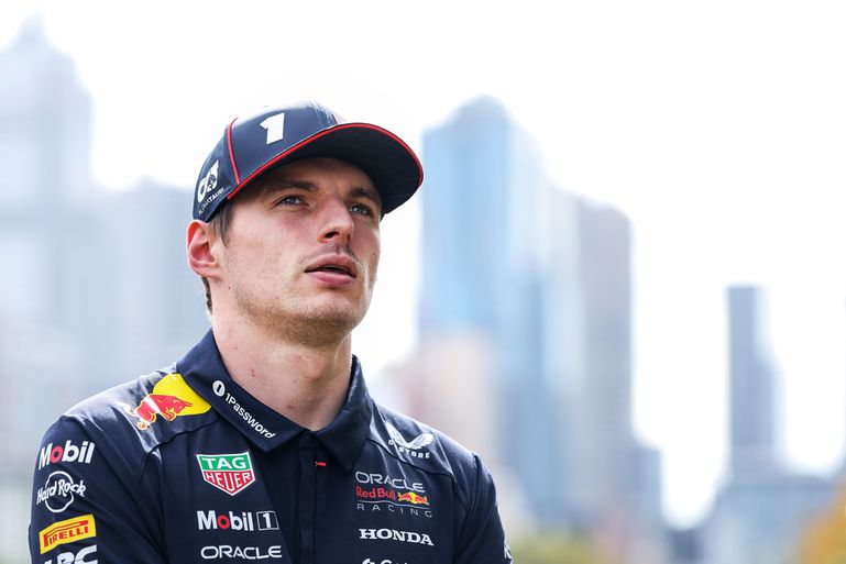 Onstuimig weer bij GP Australië: Max Verstappen kan op één dag borst en banden nat maken