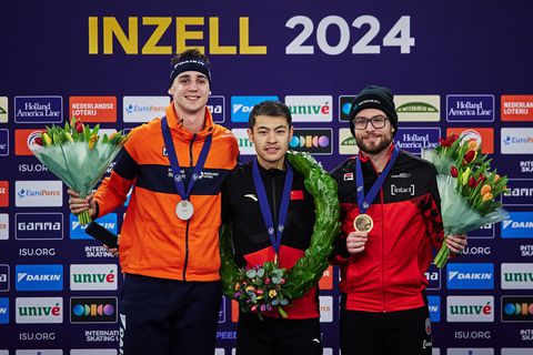 Ploeg van topschaatsers Kjeld Nuis en Jenning de Boo helpt grote concurrent op weg naar WK afstanden