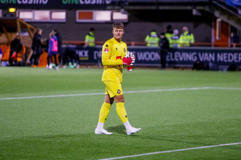 Verontwaardigde zoon van Ronald Koeman deelt sneer uit aan 'sneu publiek': 'Zo gaat dat in Nederland'