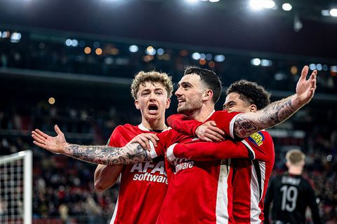 AZ-speler wil niet te vroeg juichen na zege in Conference League: 'Dat is wel vaak gebeurd vandaag'