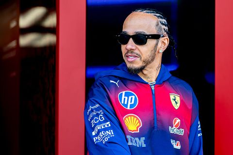 Lewis Hamilton en Ferrari testen nieuw technisch snufje bij GP China: 'Dit is waar de sport om draait'