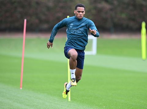 Arsenal-trainer Mikel Arteta stelt voorwaarde voor terugkeer Jurriën Timber