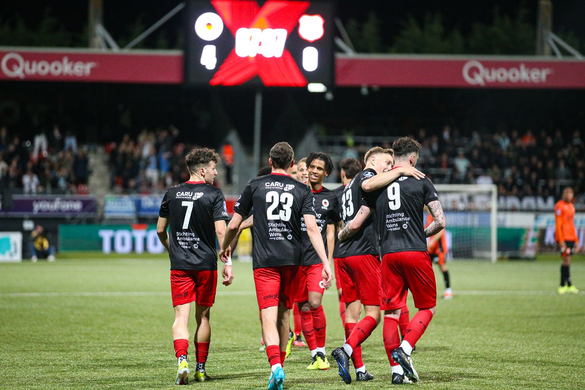 Excelsior overrompelt FC Volendam en houdt zicht op handhaving in Eredivisie