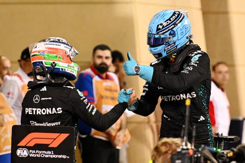 Mercedes moet boeten voor gretigheid bij kwalificatie GP van Bahrein, geen gevolgen voor Max Verstappen