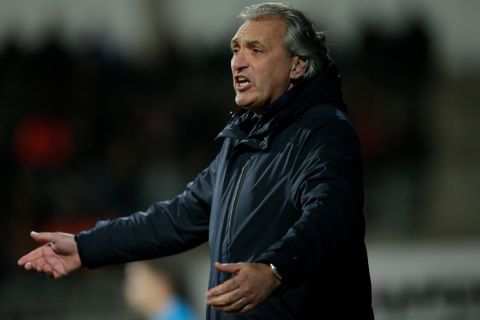 Ontslagen trainer openhartig over moeilijke tijd bij VVV: 'Toen gingen ze zelfs mijn kinderen bedreigen'