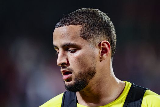 Emotionele Mohamed Ihattaren vecht tegen tranen: 'Dit doet me echt wat man'
