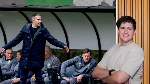 Emotionele Feyenoord-trainer Robin van Persie toont zich een héél slechte verliezer