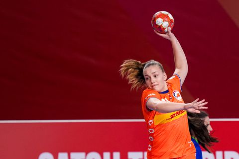 Oranje-handbalsters maken indruk met jonge selectie na afscheid Estavana Polman en Loïs Abbingh