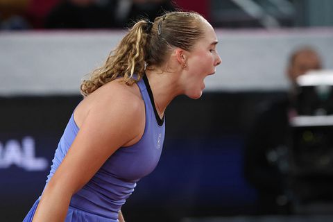 Emoties zijn toptennisster weer de baas, slaat zichzelf: 'Ik kan het niet uitleggen'