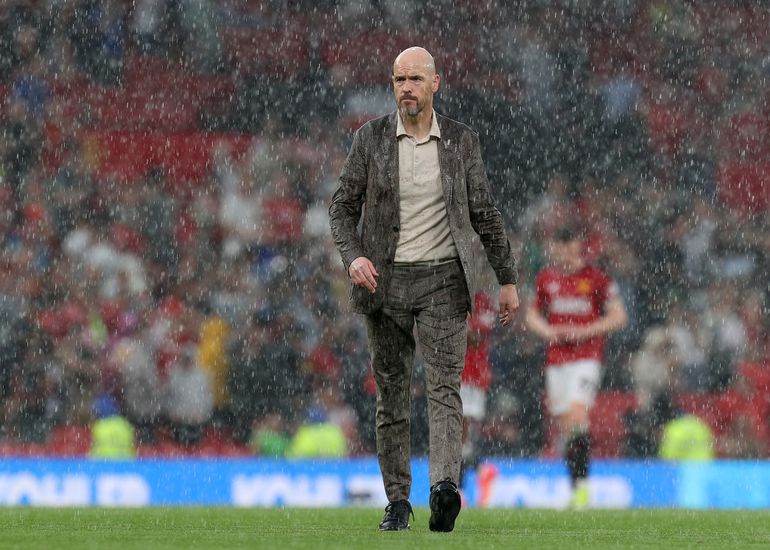 Van de regen in de drup: Erik ten Hag rijgt negatieve records aaneen bij Manchester United