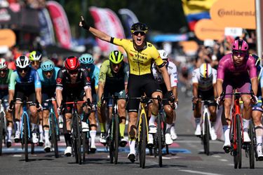 Dolgelukkige Olav Kooij na ritzege in Giro: 'Dit was de overwinning waar ik naar zocht'