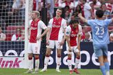 Ajax-spelers na de nederlaag op NEC.

© GettyImages