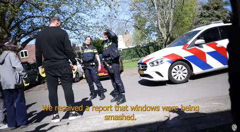 Politie staat op de stoep bij kickboksfenomeen Rico Verhoeven: 'Daar hebben we een melding van gekregen'