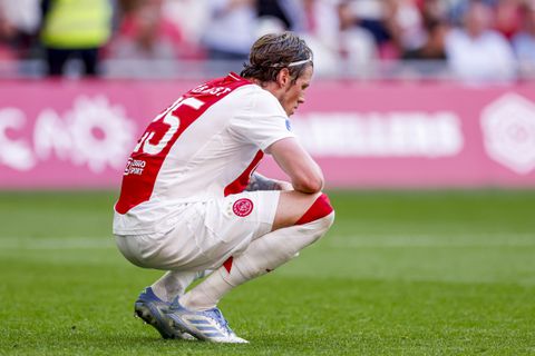 ‘Ongekend’ Ajax zorgt voor deceptie: ‘Het voelde alsof er twee keer werd verloren'