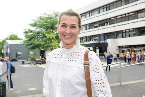 Ex-topschaatsster Barbara de Loor (51) komt in actie voor Alpe d'HuZes met unieke actie: 'Onbetaalbaar'
