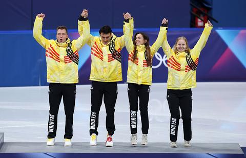 Topschaatsers ontvangen flinke geldbonus na olympisch succes: 'Winnen doe je niet alleen'