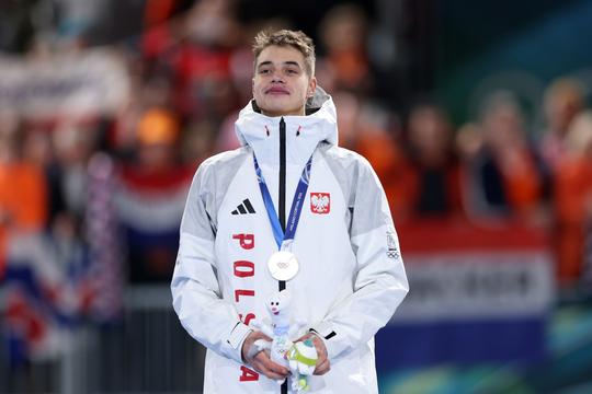 Topschaatser (23) is olympische medaille na drie maanden al kwijt: 'Daar gaat al het geld naartoe'