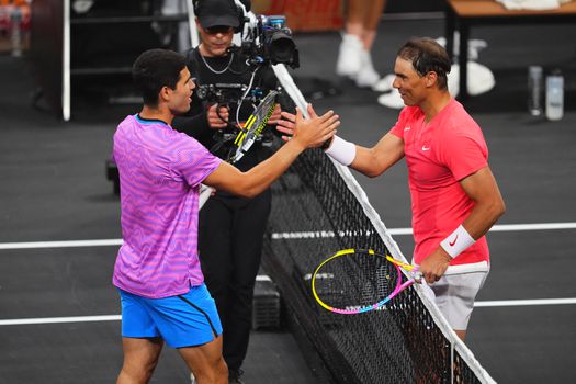 Rafael Nadal en Carlos Alcaraz hakken knoop door en gaan iets heel bijzonders doen op Olympische Spelen