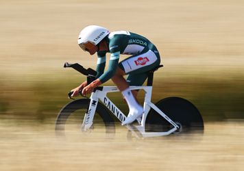 Topwielrenner Mathieu van der Poel wil revanche voor verloren weddenschap: 'Misschien in de Tour de France'