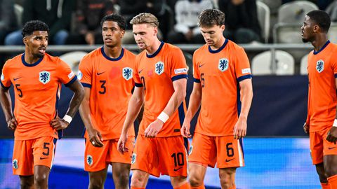 Extreem late goal Jong Oranje voorkomt blamage op EK onder 21: bondscoach Michael Reiziger kan opgelucht ademhalen