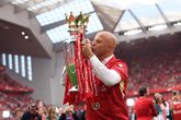 Arne Slot staat op punt Nederlandse trainer aan technische staf van Liverpool toe te voegen