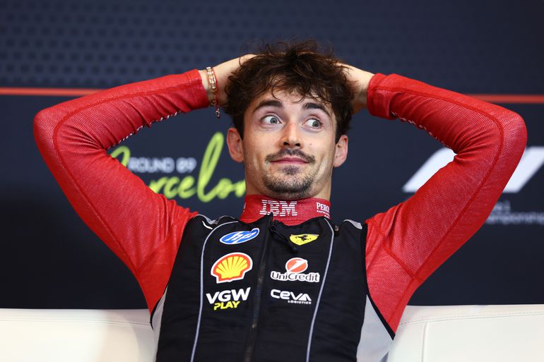 Ontevreden Charles Leclerc overweegt vertrek bij Ferrari: verrassende optie lonkt