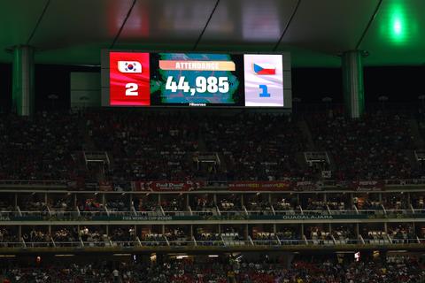 Lege plekken in WK-stadions zorgen voor enorme ophef: 'Heel zwak van de FIFA'