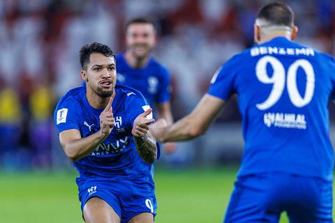 Ajax zet hoog in op nieuwe spits: overbodige Braziliaan moet tegen de twintig miljoen euro kosten