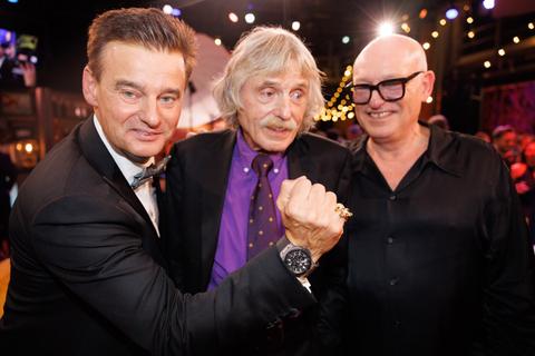 René van der Gijp en Johan Derksen (Vandaag Inside) duiken plots samen op in Johan Cruijff ArenA