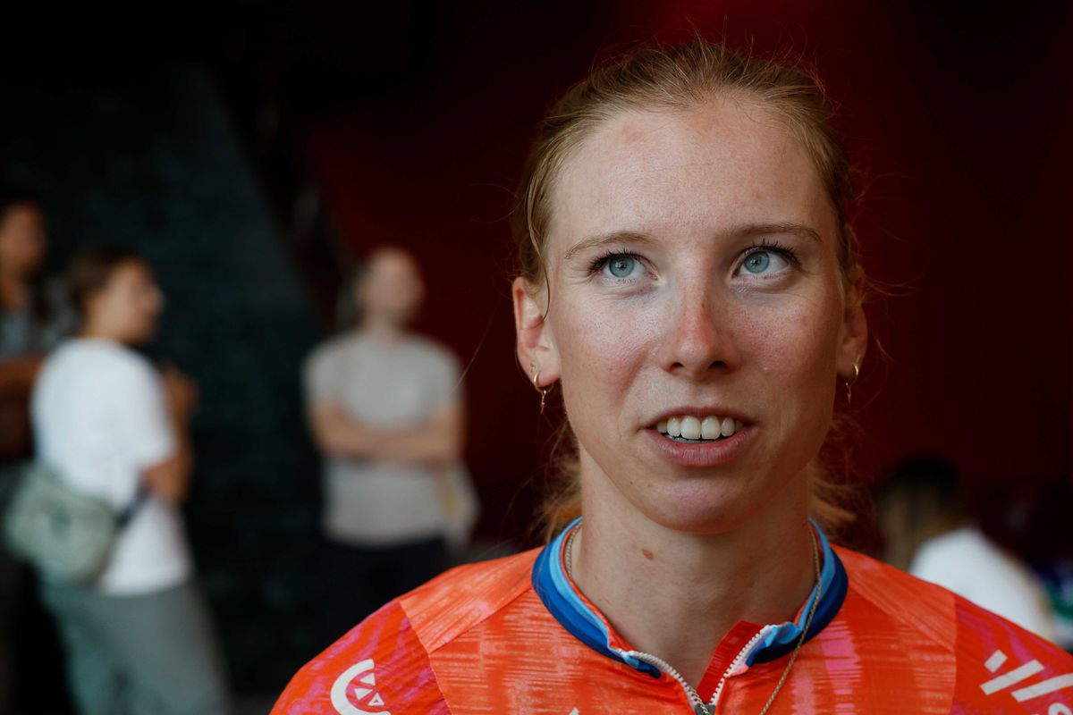 Harde klap voor Lorena Wiebes in Tour de France Femmes: 'Dan is het helaas over'