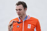 Op dit moment had de bronzen medaille van Simon van Dorp nog glans / Getty Images