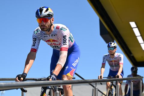 Belgische topwielrenner moet leven met ondraaglijke pijn: 'Ik ben er ongeveer twee uur mee kwijt'