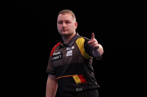 Mentaal opgebrande topdarter (31) openhartig over turbulente periode: 'Er is bijzonder veel gebeurd'