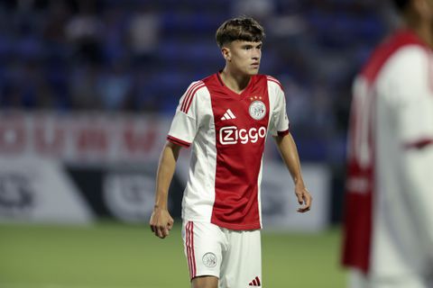 Vermomde Rafael van der Vaart vol 'kippenvel' na speciaal moment voor zoon (19): 'Het is heel bijzonder'