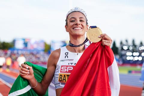 Europees kampioene (26) onthult speciaal dieet om medisch probleem op te lossen: 'Heeft een sterke smaak'