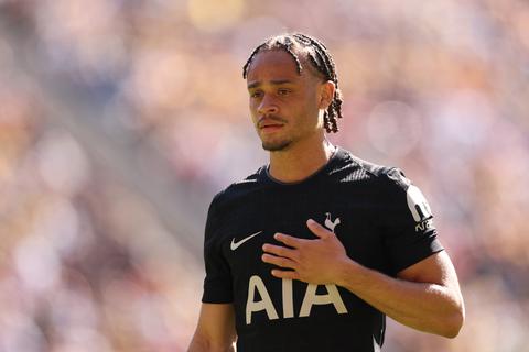 Speciale boodschap van Oranje-international  Xavi Simons aan nieuwe bondscoach én naamgenoot