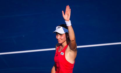 'Er is duidelijk iets vreemds aan de hand': toptennisster meldt zich wéér af voor toernooi