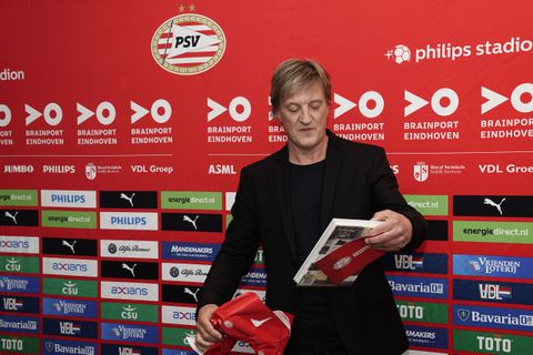 Voormalig topspits Wim Kieft mengt zich in discussie over Memphis Depay: 'Dat is ongepast'