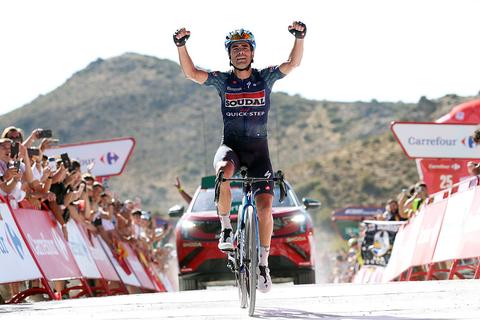 Spaans feest in Vuelta: publiekslieveling pakt dagzege en Enric Mas stelt eindzege veilig