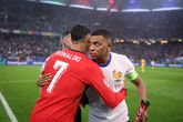 Cristiano Ronaldo en Kylian Mbappé © Getty Images