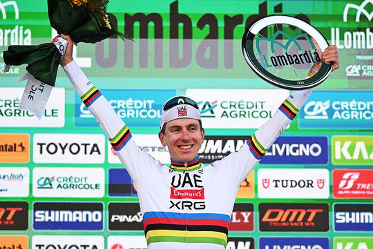 Wielerfenomeen Tadej Pogacar krijgt een bijzondere beloning na historische zege: 'Dat vond ik echt wel cool'