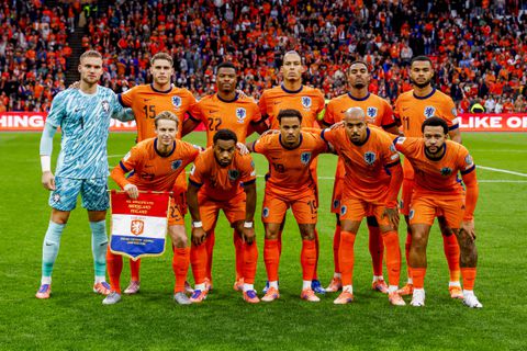Schuiven in de beste linie van Oranje lijkt zomaar de oplossing voor bondscoach Ronald Koeman