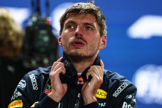 Max Verstappen zorgt voor commotie door uitspraken na gewonnen Formule 1-race in Singapore