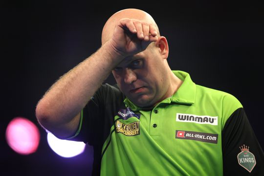 Michael van Gerwen vliegt na beslissingsduel al vroeg uit Grand Slam of Darts