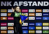 Femke Kok ontving alvast een ring voor haar wereldrecord van vorig seizoen. ©ANP
