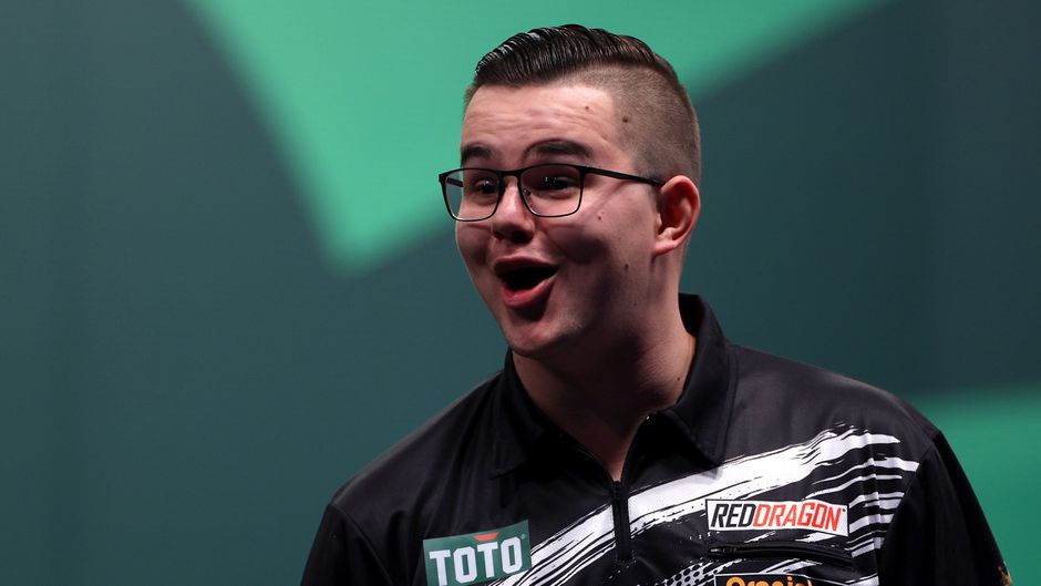 Gian van Veen wisselt speciaal voor het WK darts zijn opkomstnummer in: 'Zit een lekkere beat in'