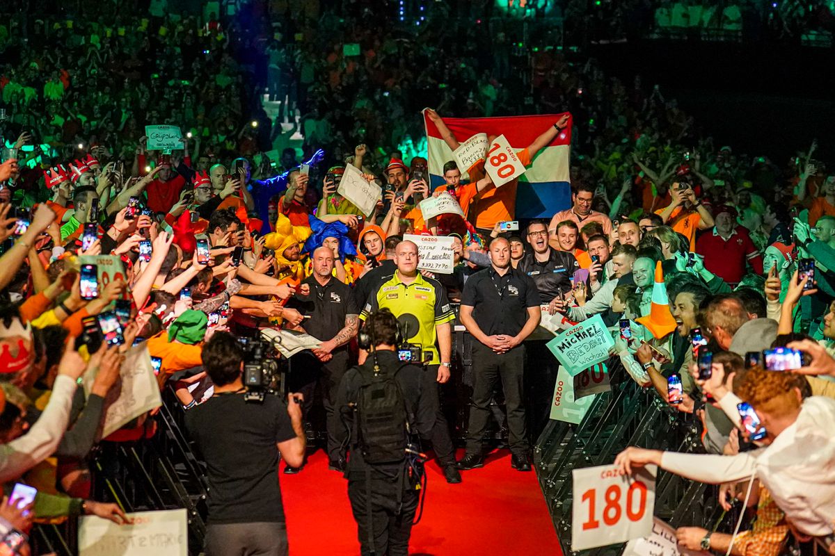 Michael van Gerwen komt met opvallende uitspraak over darten in Nederland