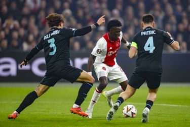 Bertrand Traoré peert Ajax naar 1-1 tegen Lazio