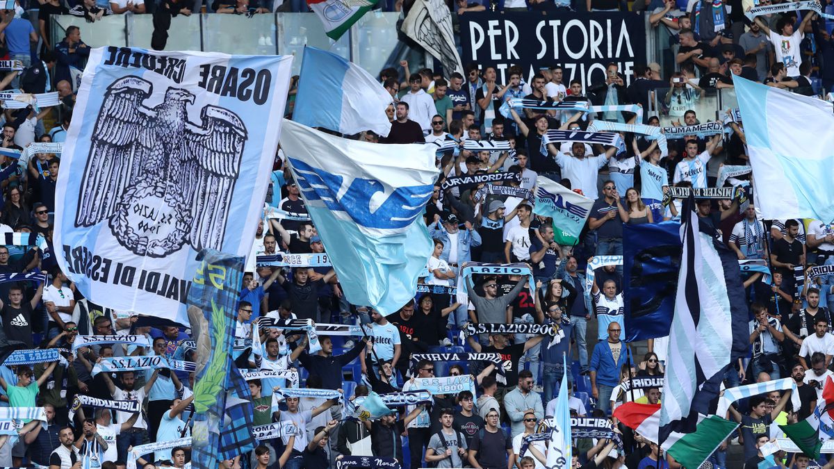 Waarom de 'extreme' fans van Lazio niet welkom zijn bij Ajax